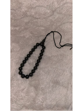 Beaded Bracelet One Size Black stay cold to the touch